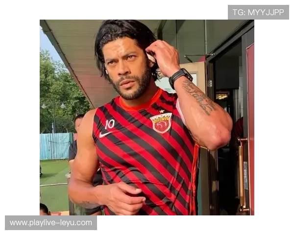 胡尔克加盟上海上港！巴西国脚转会费或破纪录，中超引援再掀热潮